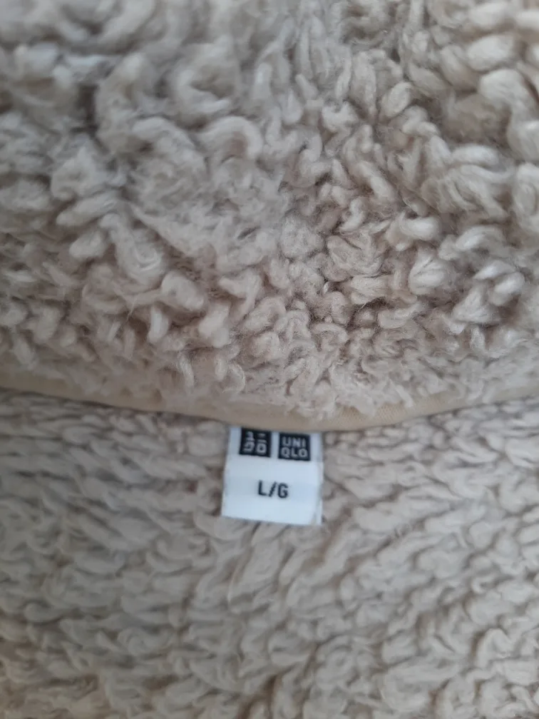 Uniqlo Fluffy Yarn Fleece Full-Zip Jacket - L image indicator(2)