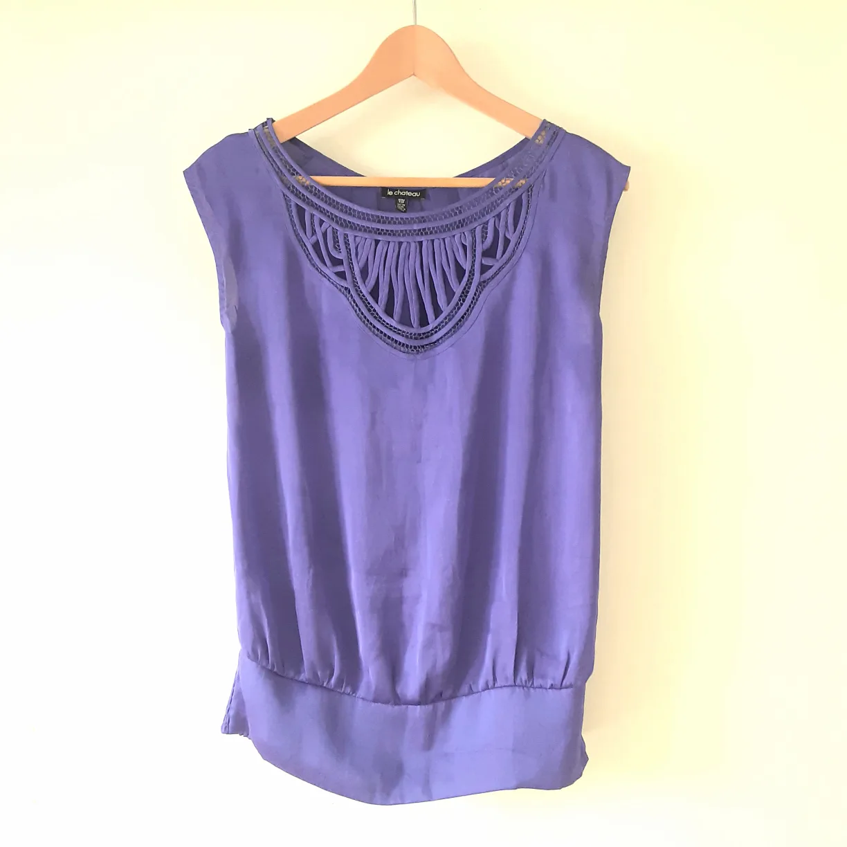 Le Chateau Violet Sleeveless Size S thumbnail