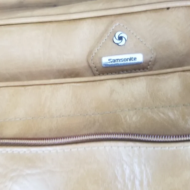 Samsonite Tan Leather Shoulder Bag image indicator(2)