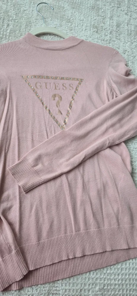 guess sweater image indicator(2)