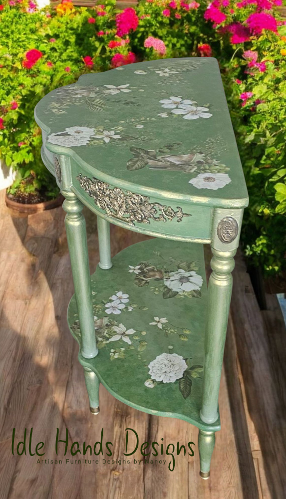 Froggy Meadow - Half Moon Accent Table - photo 5