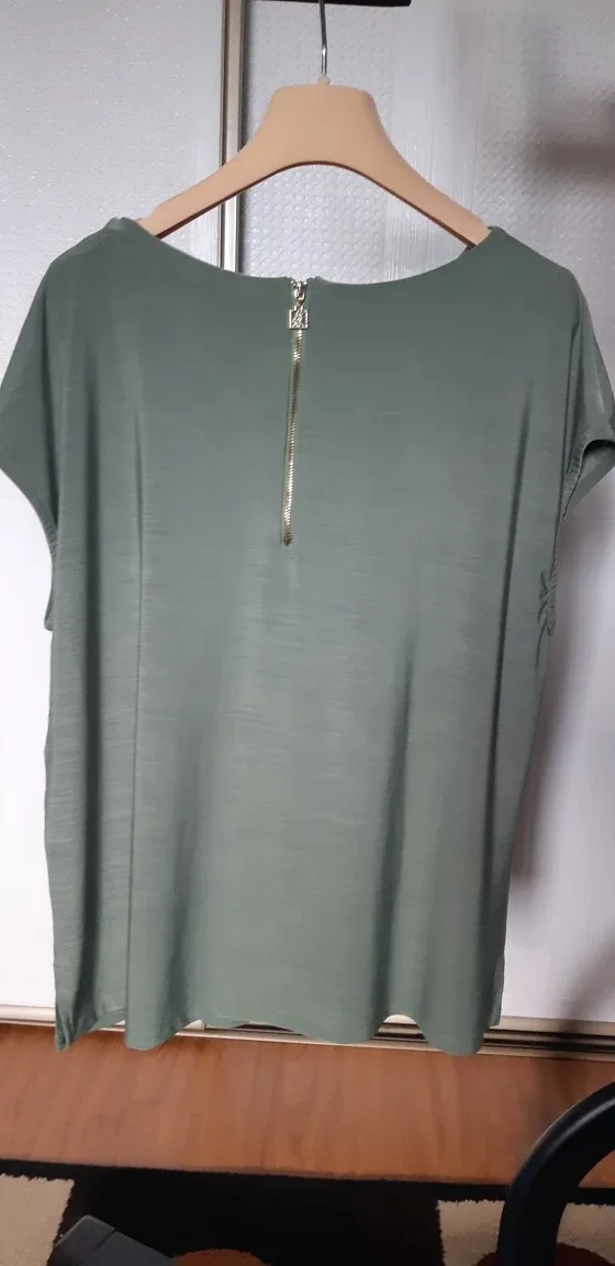 Green Anne Klein blouse image indicator(2)