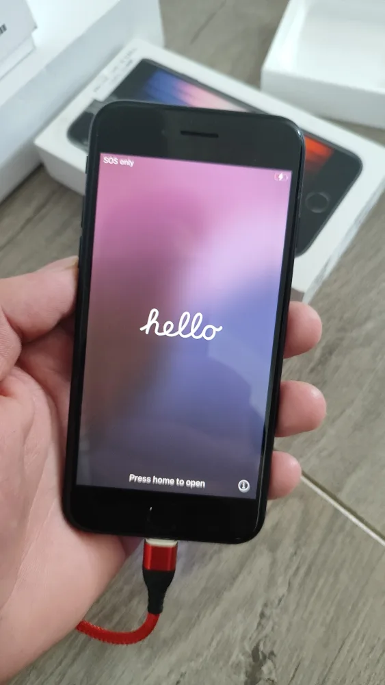 Apple iPhone se 64gb image indicator(2)