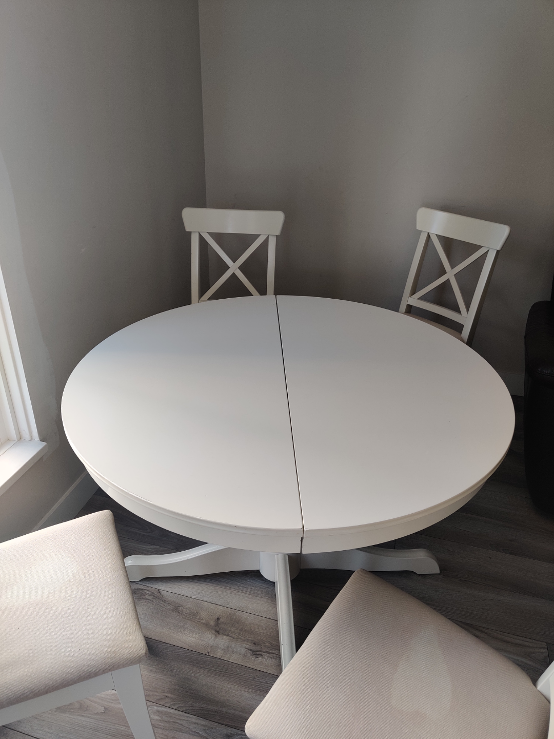 White Extendable Dining Table with 4 Chairs - photo 3