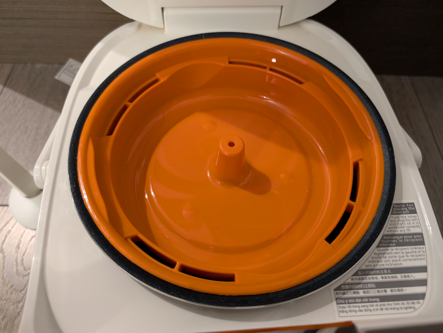Tiger Rice Cooker 5.5 cups made in japan - photo 3