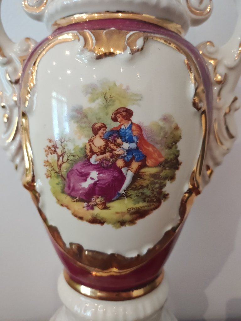 Vintage Floral Table Lamp - photo 3