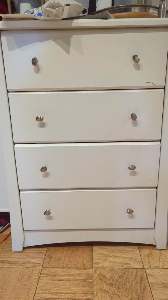 White 4-Drawer Dresser