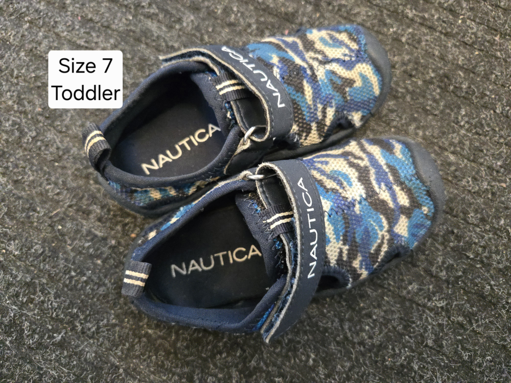Nautica Toddler Water Shoes - Size 7 - photo 3
