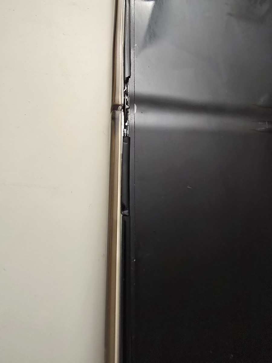 Samsung Galaxy Z Flip5 Phone - photo 4