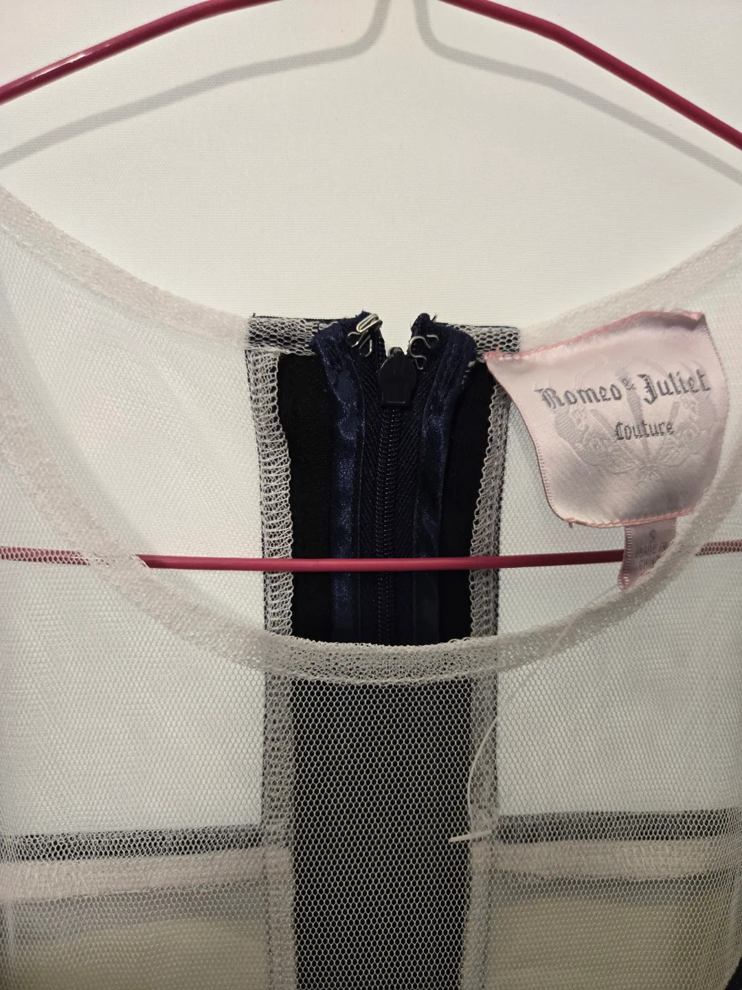 size S Romeo & Juliet Couture Dress image indicator(4)