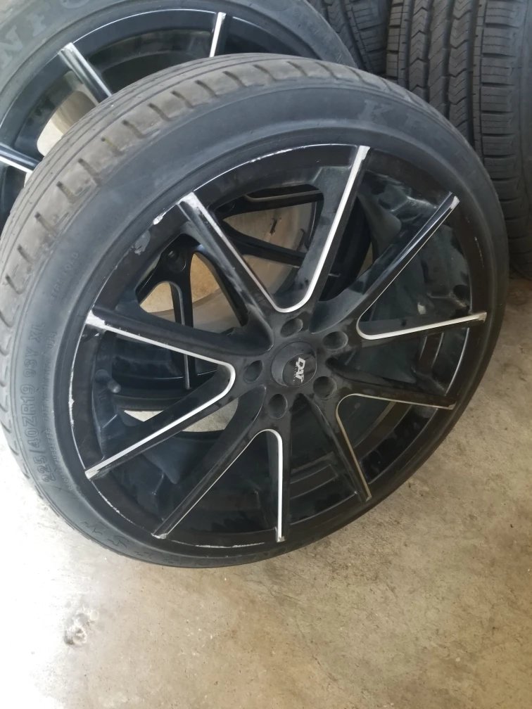 DAT Rims and Tires