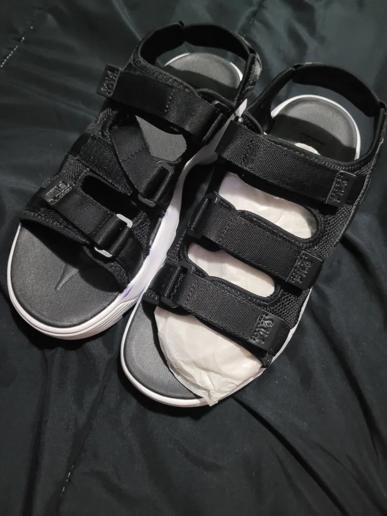 Brand New Fila Drifter Lux Women's Sandals - Size 9 thumbnail