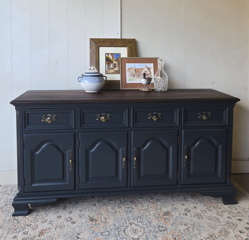 Stunning Refinished Mahogany Solid Wood Sideboard