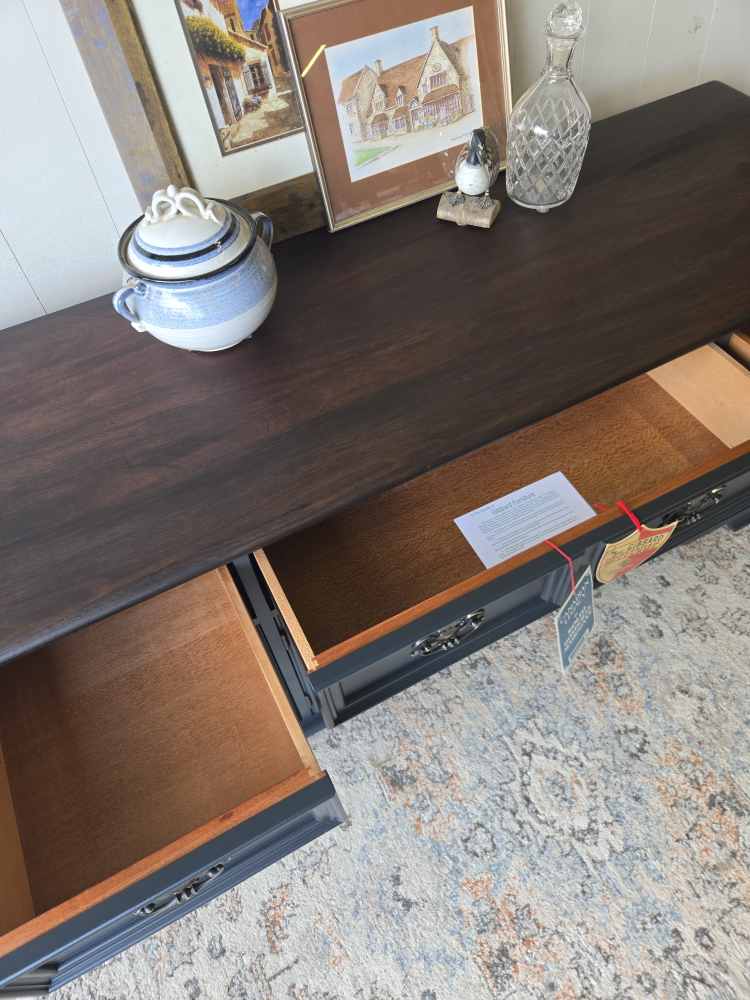 Stunning Refinished Mahogany Solid Wood Sideboard - photo 5