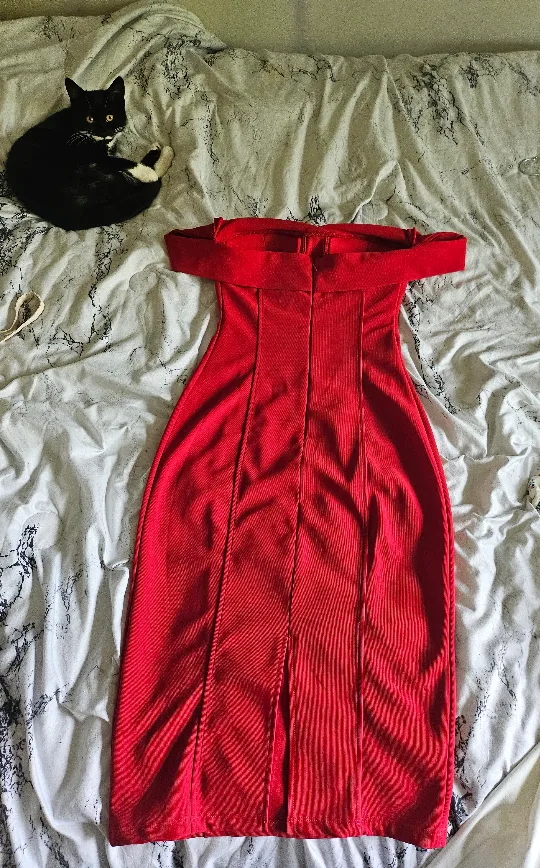 Red Honeyz bodycon dress - Size 6 thumbnail