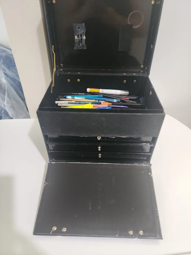 Vintage Black Art Supply Box #freecycle image indicator(2)