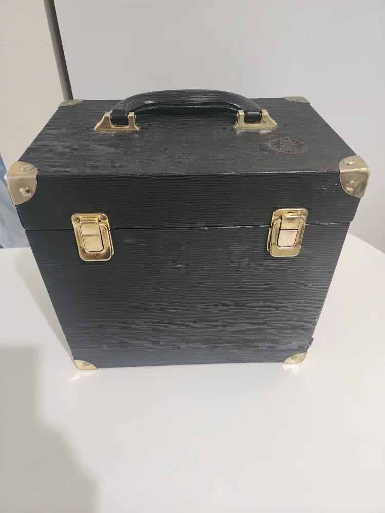 Vintage Black Art Supply Box #freecycle image indicator(3)