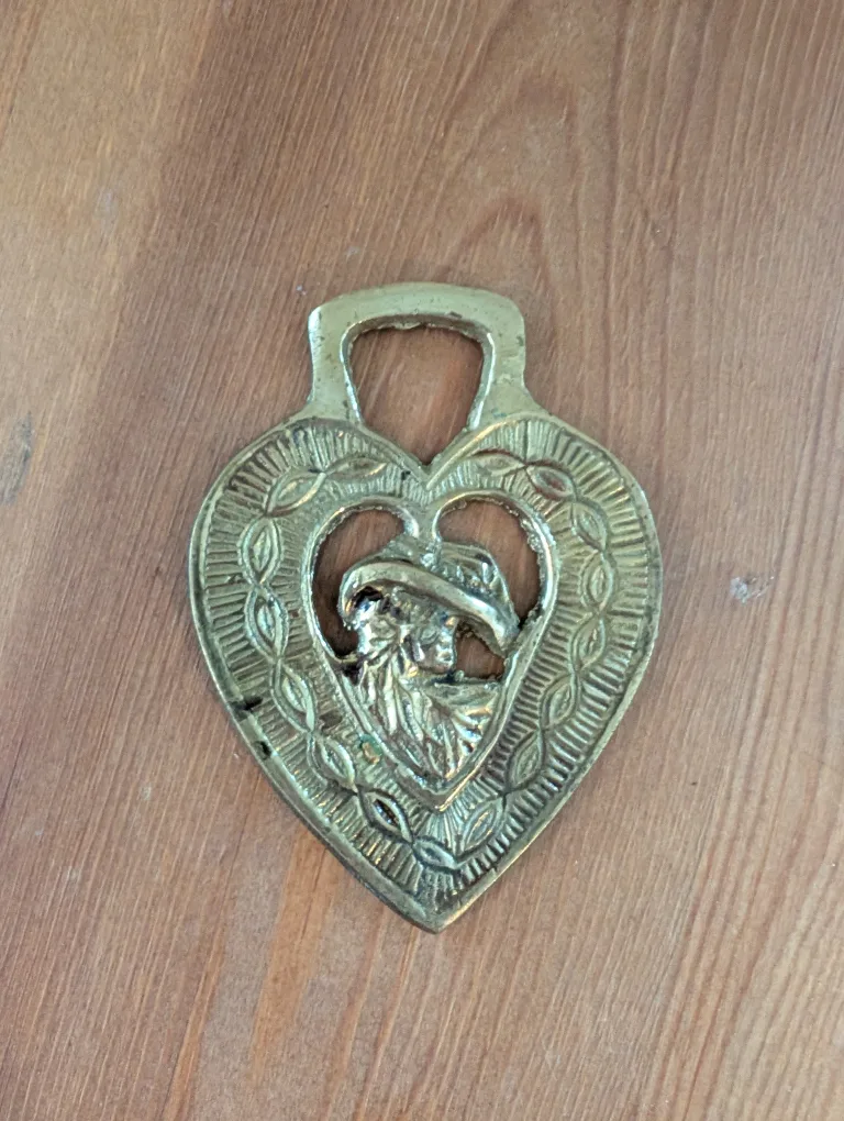 Vintage Brass Heart Shaped Horse Ornament image indicator(2)