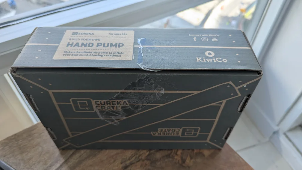 KiwiCo DIY hand pump - New in box image indicator(4)