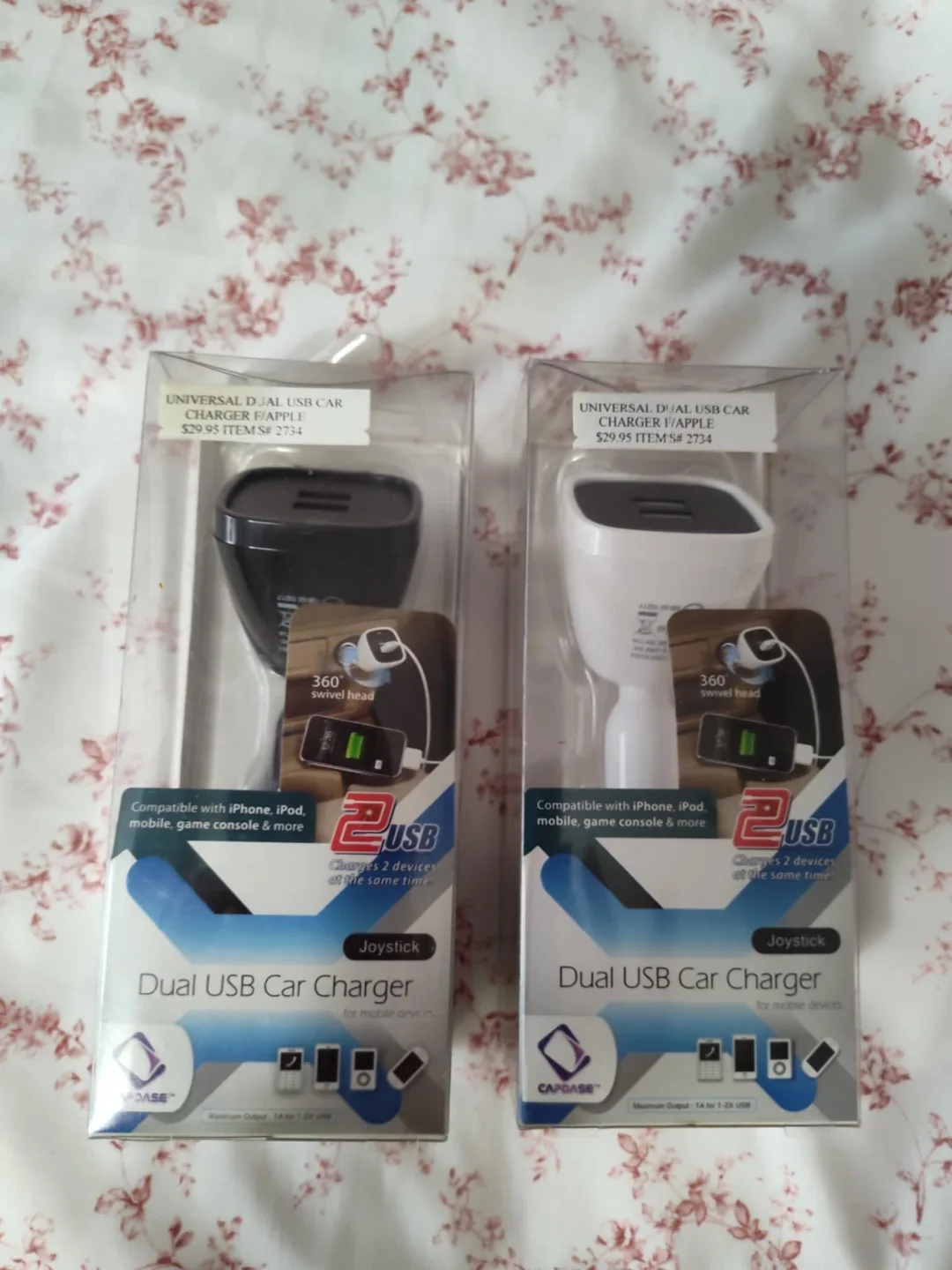New Universal Dual USB Car Charger thumbnail