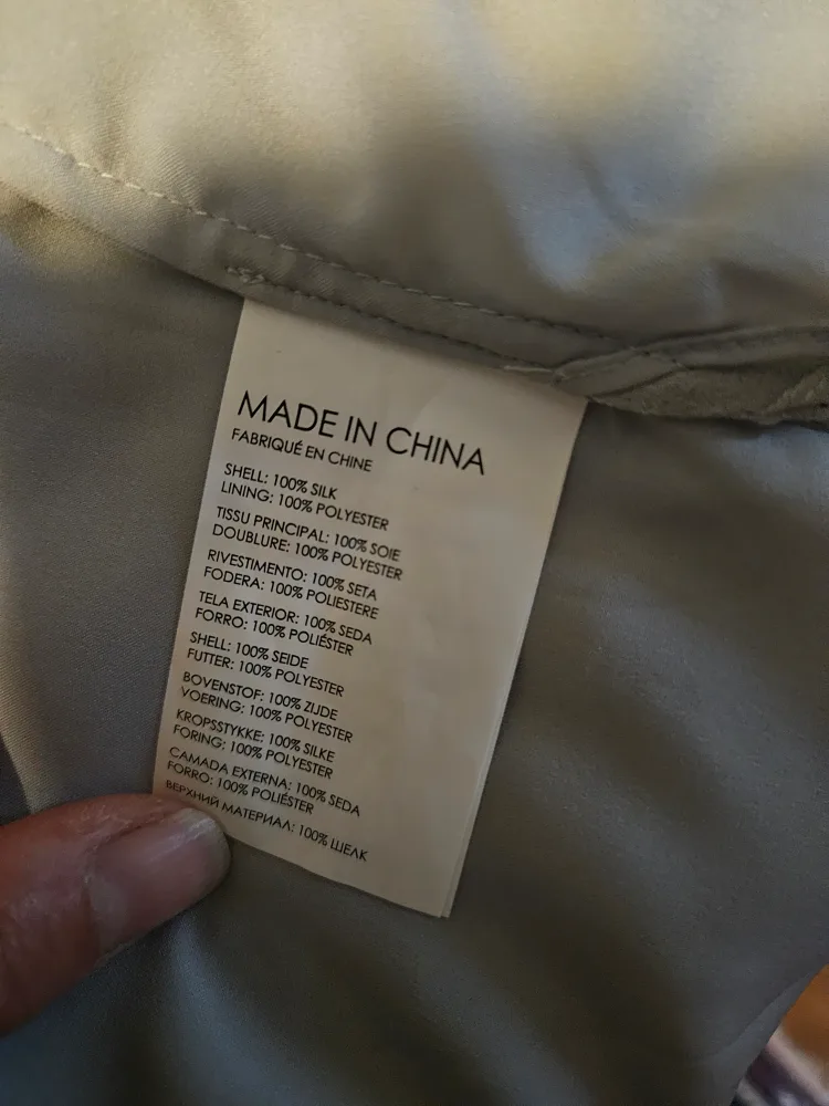 Club Monaco Silky Dress size 12 image indicator(7)