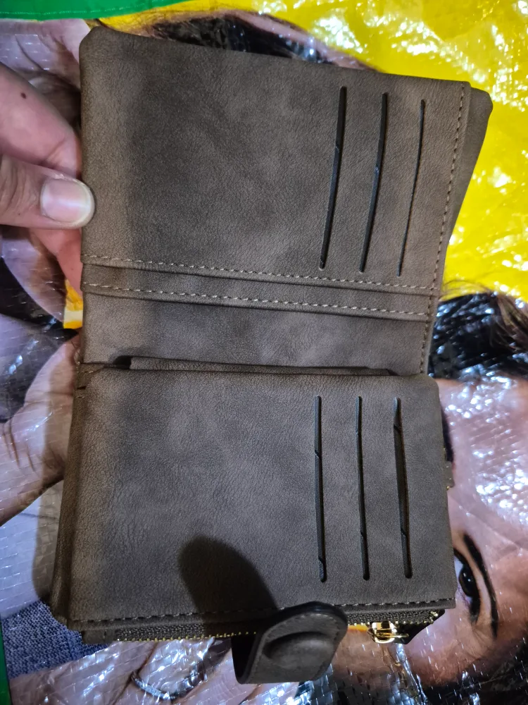 AOXONEL RFID Blocking - Brown Bifold Wallet with Wristlet image indicator(8)