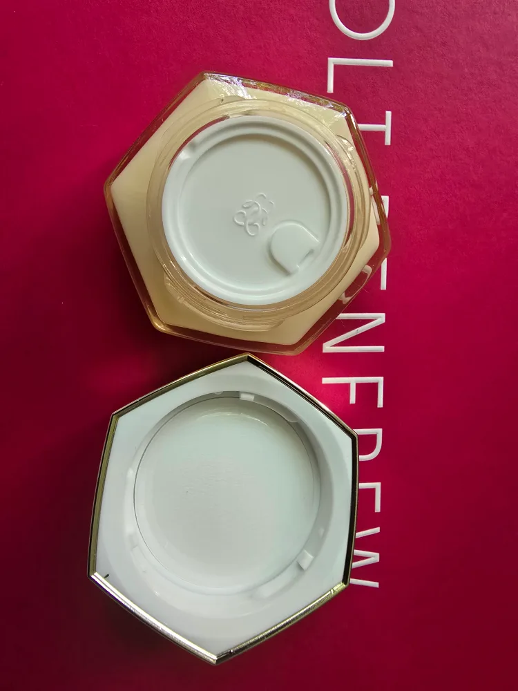 Guerlain Abeille Royale Day Cream Travel image indicator(4)
