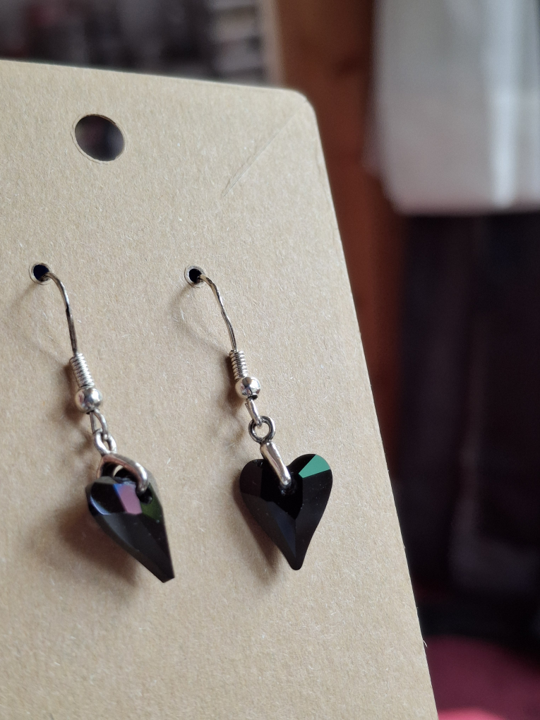 Black Swarovski crystal heart sterling silver earrings - photo 4
