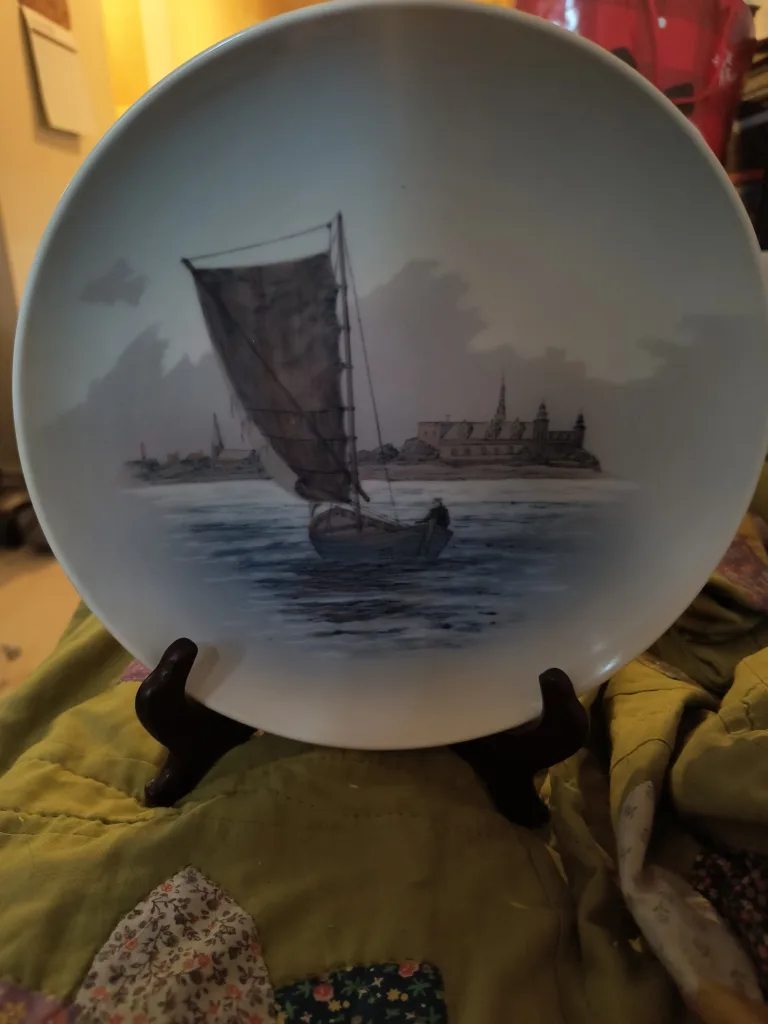 Royal Copenhagen Denmark Sailing Scene Plate image indicator(3)