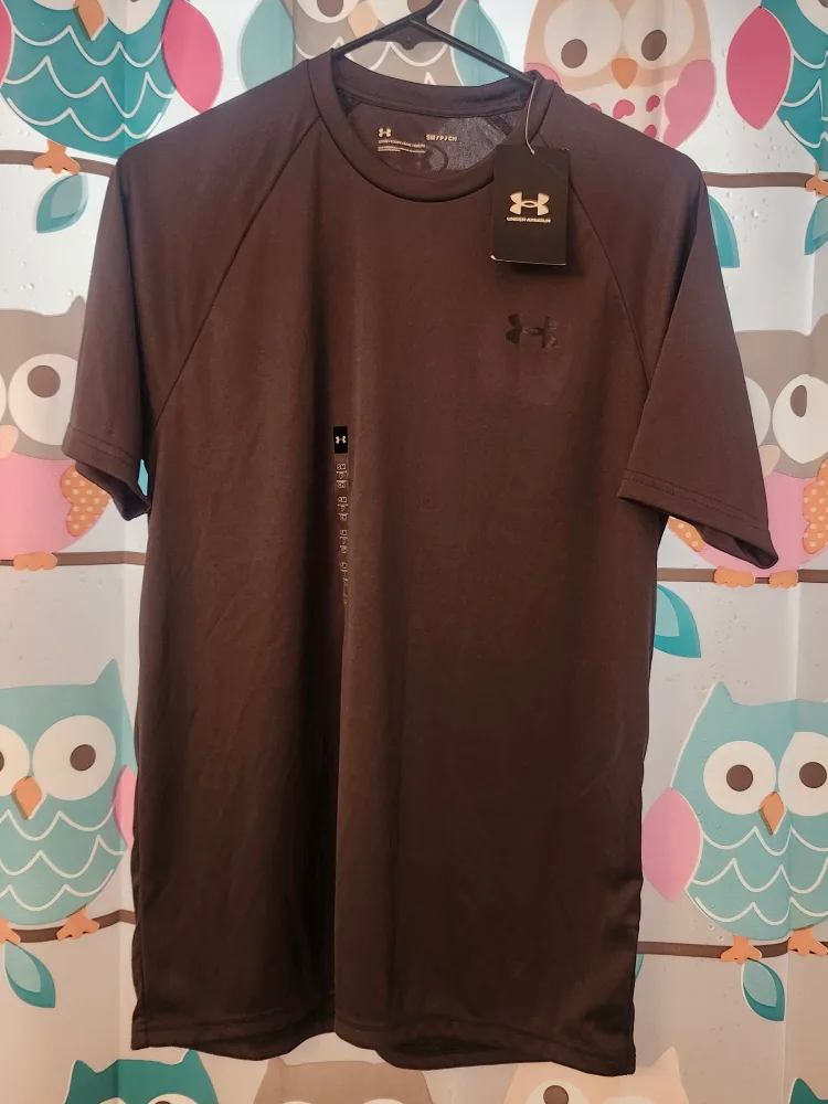 New Under Armour T-Shirt - Size Small thumbnail
