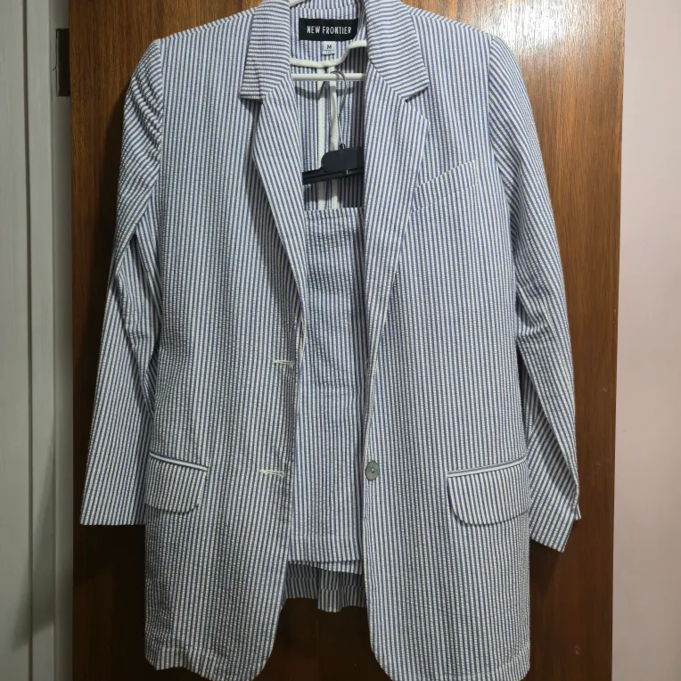 New Frontier Striped Seersucker Blazer - Size M thumbnail