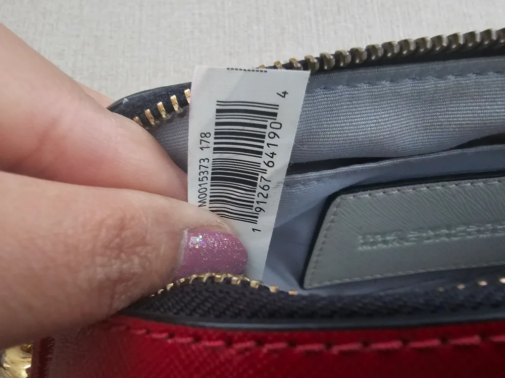 Authentic Marc Jacobs Snapshot Crossbody Bag image indicator(9)