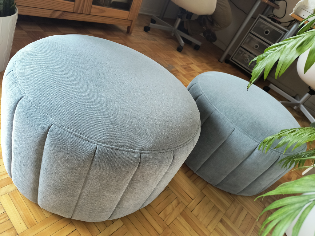 2 JYSK Pouffes DARUP velvet mint