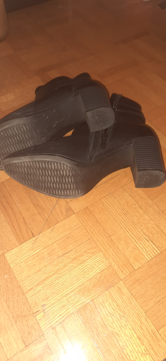 Clarks Black Leather Ankle Boots - photo 4
