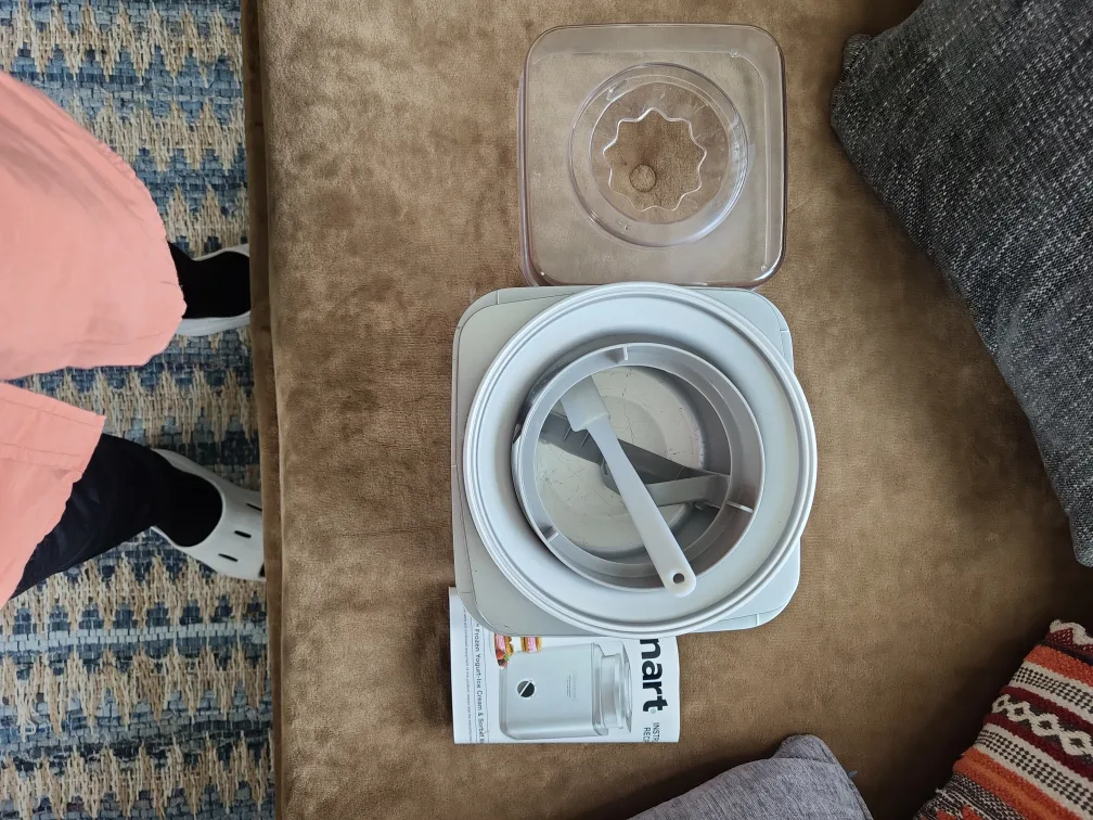 Cuisinart Frozen Yogurt, Sorbet & Ice Cream Maker image indicator(3)