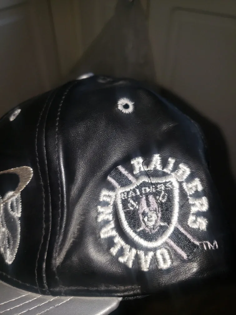 Oakland Raiders Proelite Leather Hat image indicator(3)