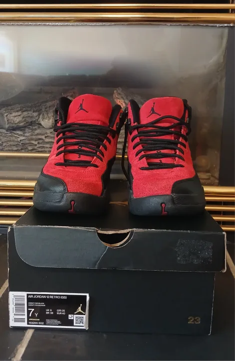 jordan 12 reverse flu game size 7y thumbnail