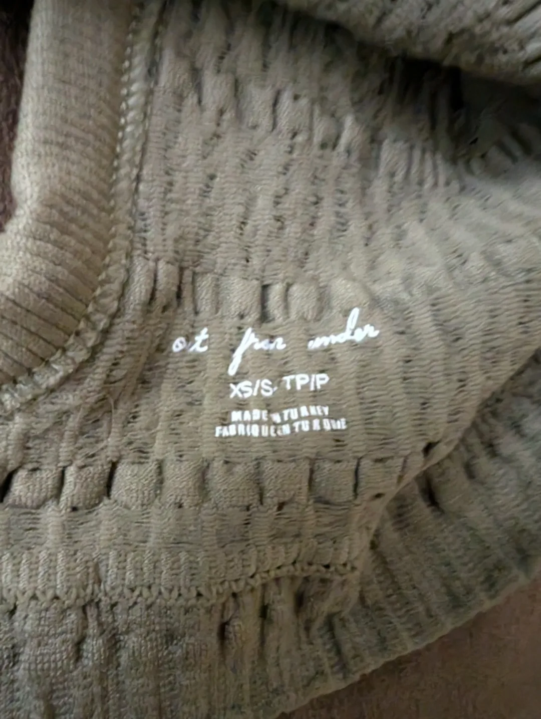 3 Out From Under tank tops XS/S image indicator(9)