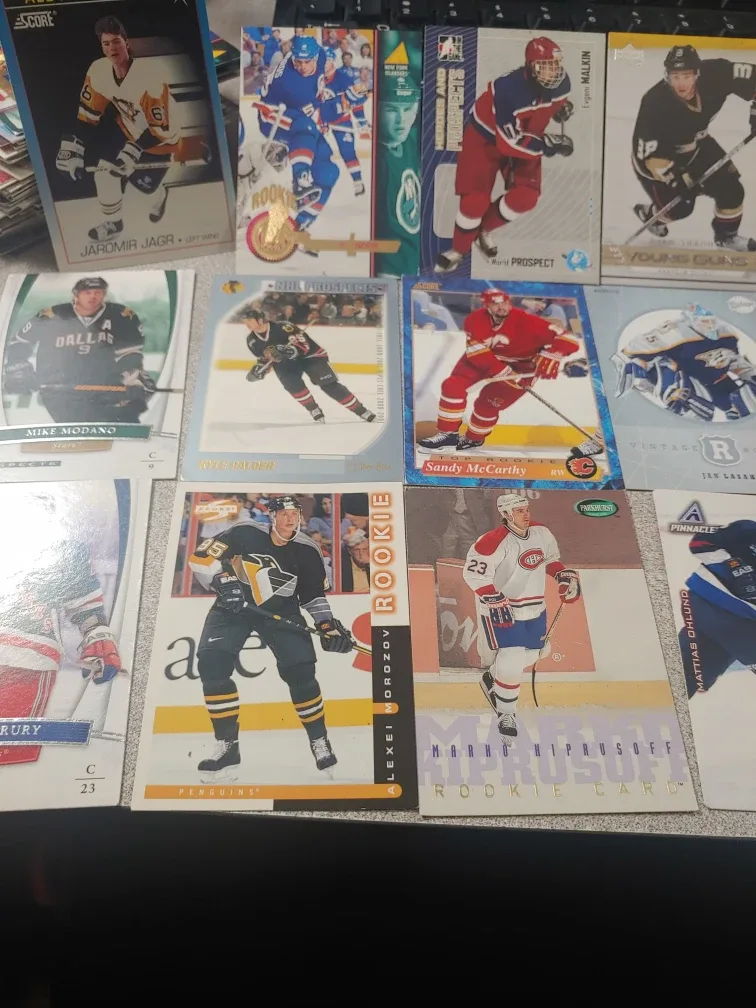 Pick Your Own Hockey Cards-Over 1,800 Hockey Cards-50 Cents each image indicator(3)