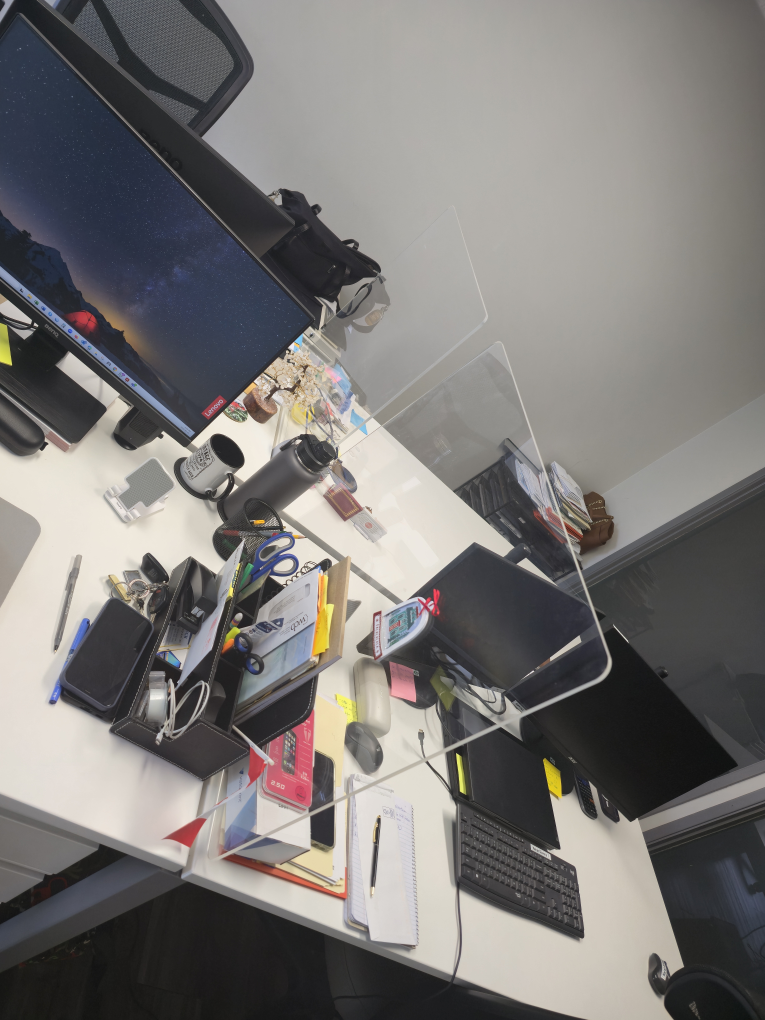 White Office Desk - photo 4