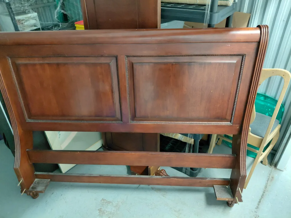 Solid Oak Headboard, Footboard, and Siderails thumbnail