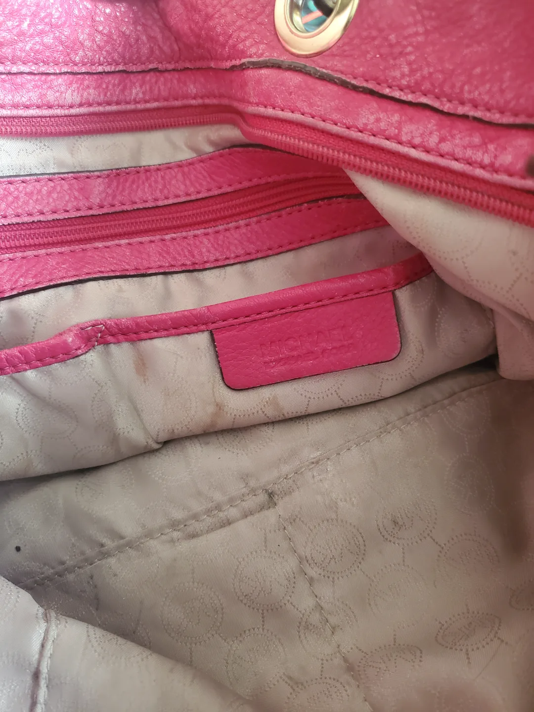 Michael Kors Pink Shoulder Bag image indicator(4)