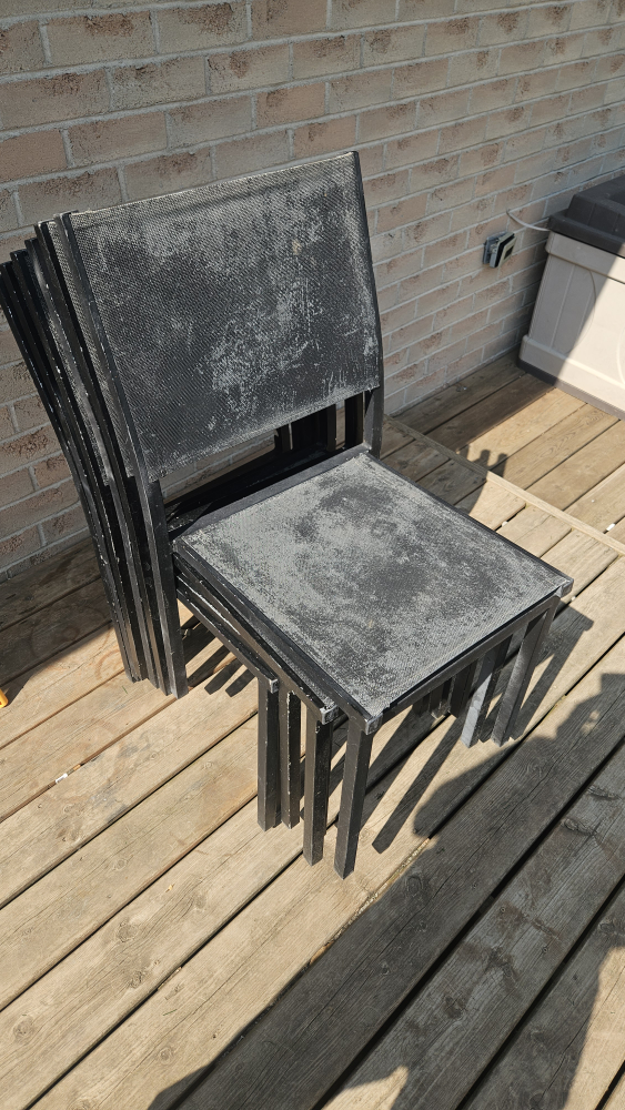 6 Stackable Outdoor Chairs - photo 3