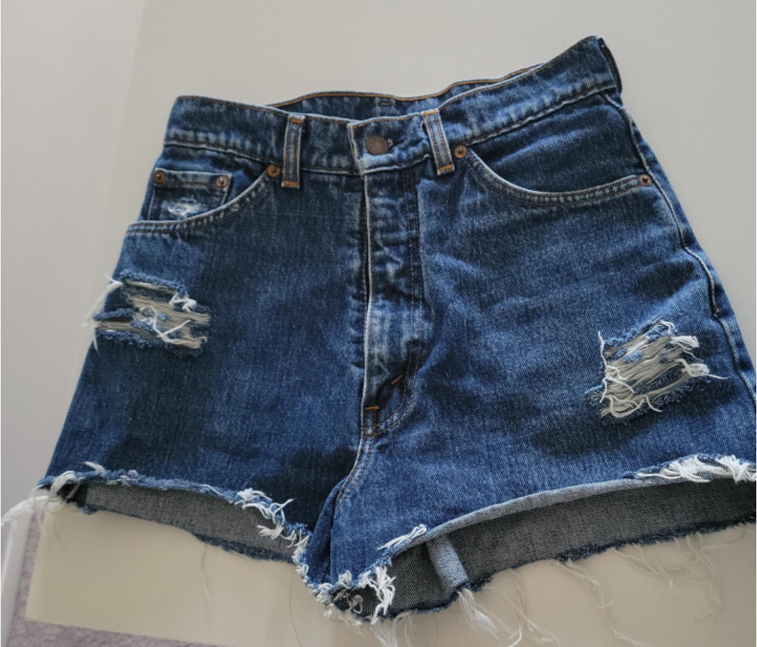 Levi's Denim Shorts - Distressed