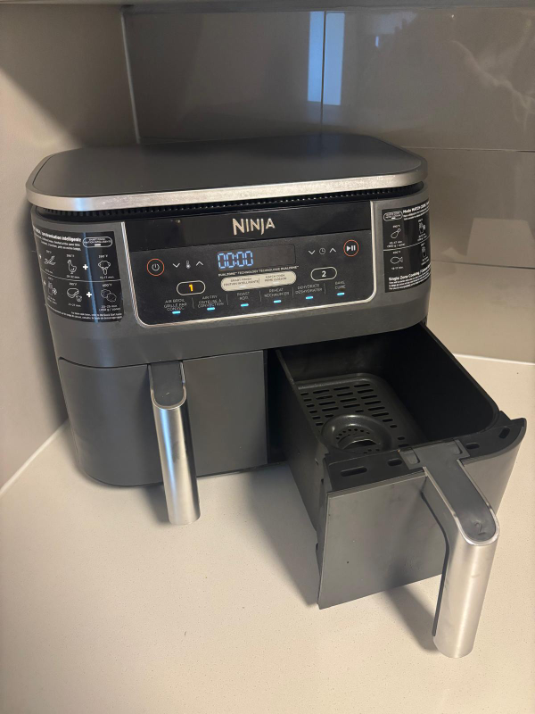 Ninja Air Fryer - photo 3
