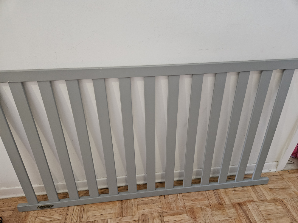 Graco Baby Crib with 2 mattresses - photo 3