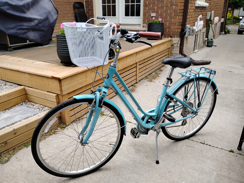 Giant/Liv ladies 21 speed cruiser bike