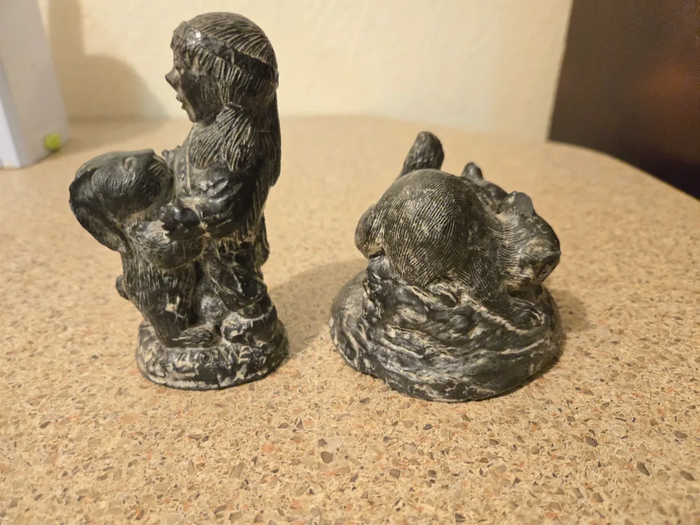 Handmade Soapstone Figurines image indicator(2)
