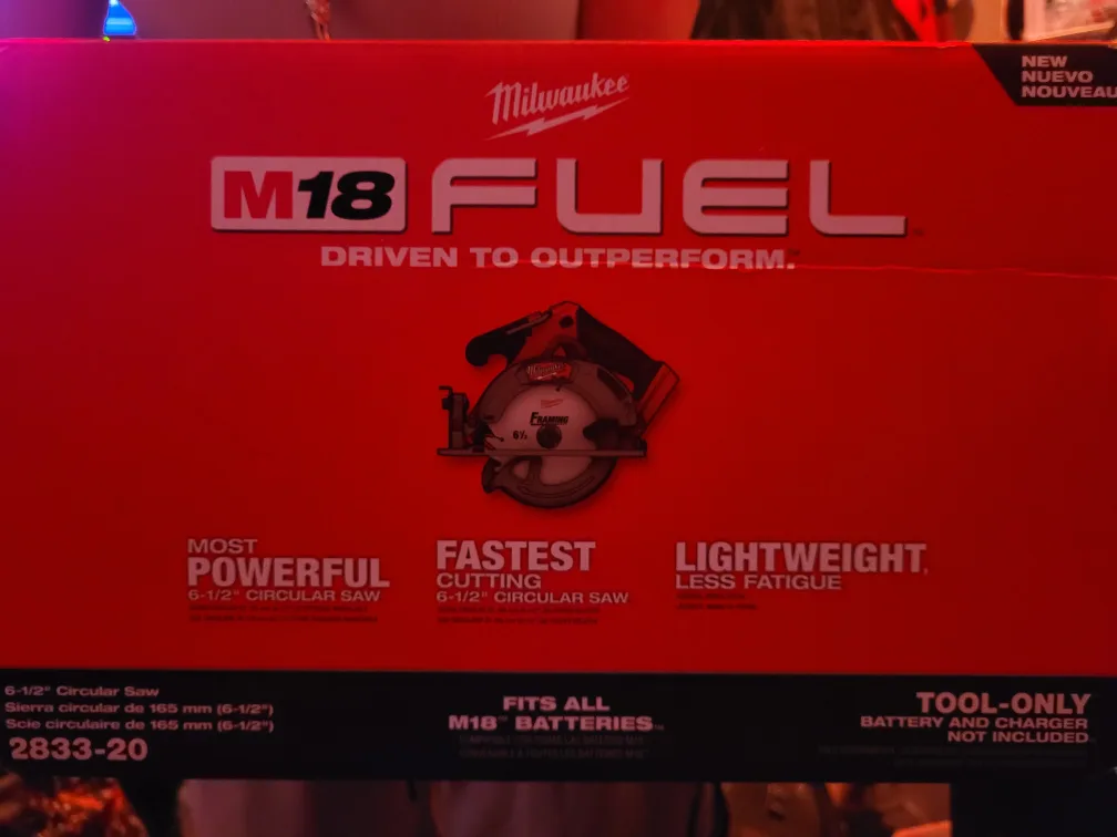 Milwaukee M18 FUEL Circular Saw image indicator(3)