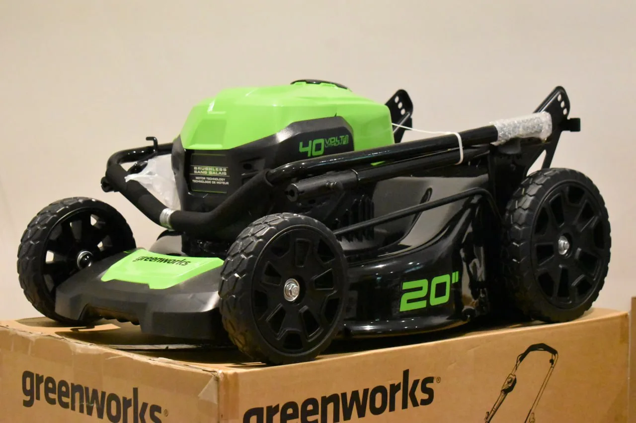 Greenworks 40V 20" Cordless Lawn Mower - NEW thumbnail